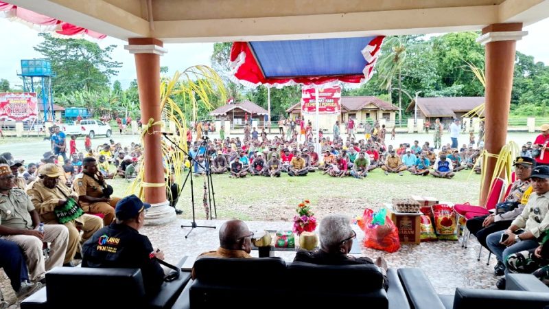 Bupati dan Wabup Mimika Gelar Tatap Muka dengan Warga 5 Kampung Distrik Mimika Barat Jauh