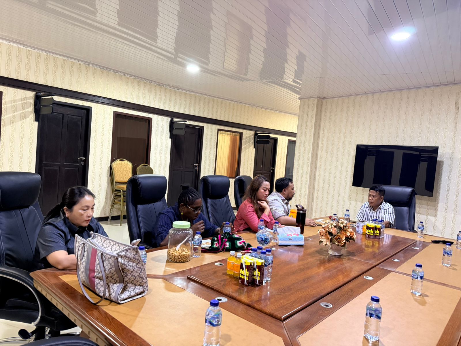 Bahas Berbagai Isu pada Rapat Internal, Komisi II DPRK Mimika Akan Temui OPD dan Mitra