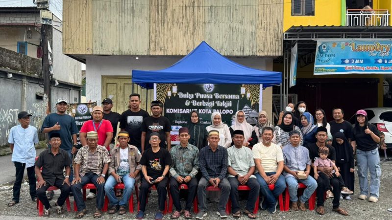 Ramadan Penuh Berkah, Aksi Berbagi dari Komunitas Palopo Mimika Disambut Antusias Warga