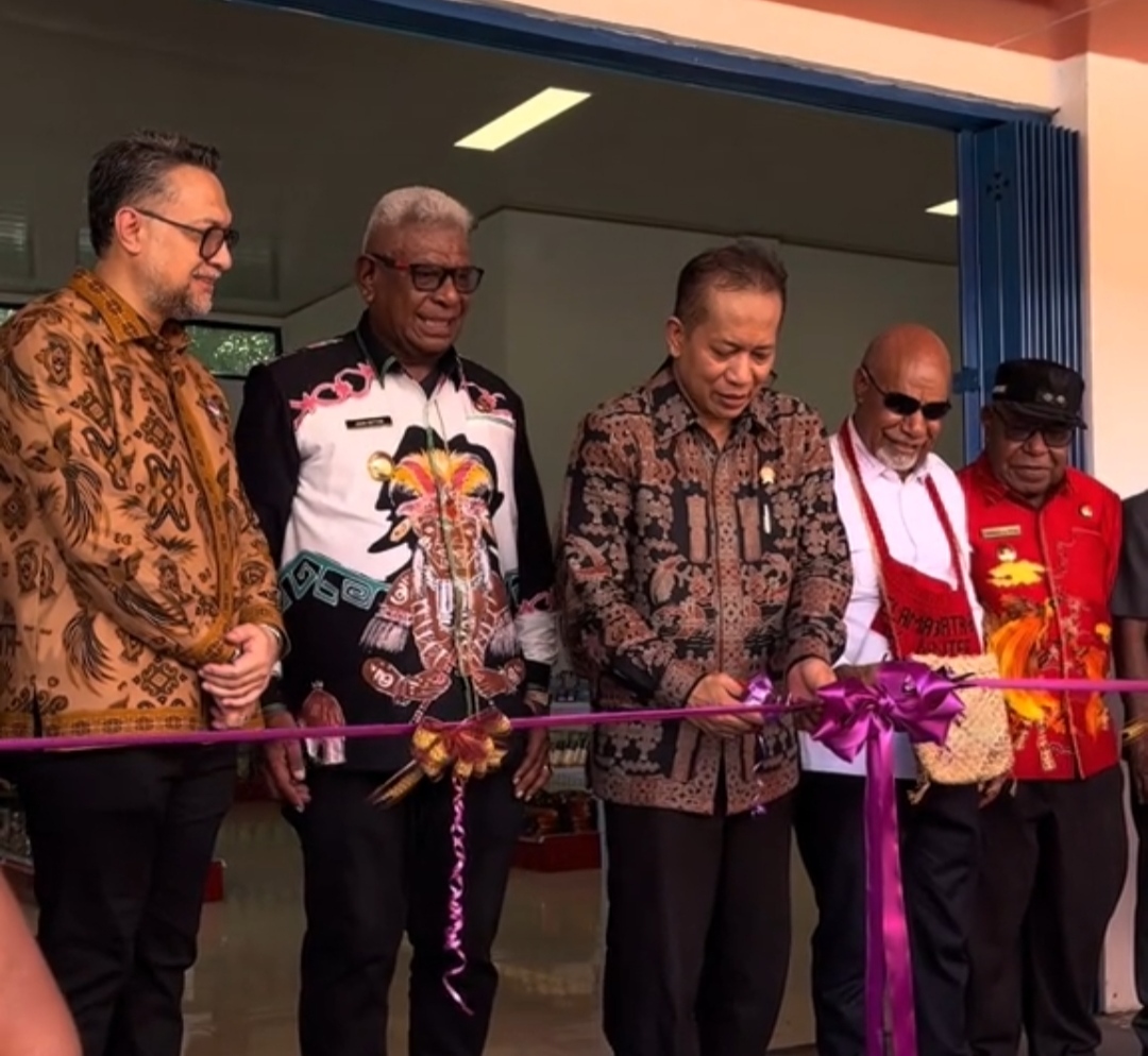 Menkop RI Resmikan Koperasi Merah Putih Atuka, Jadi Pilot Project Nasional