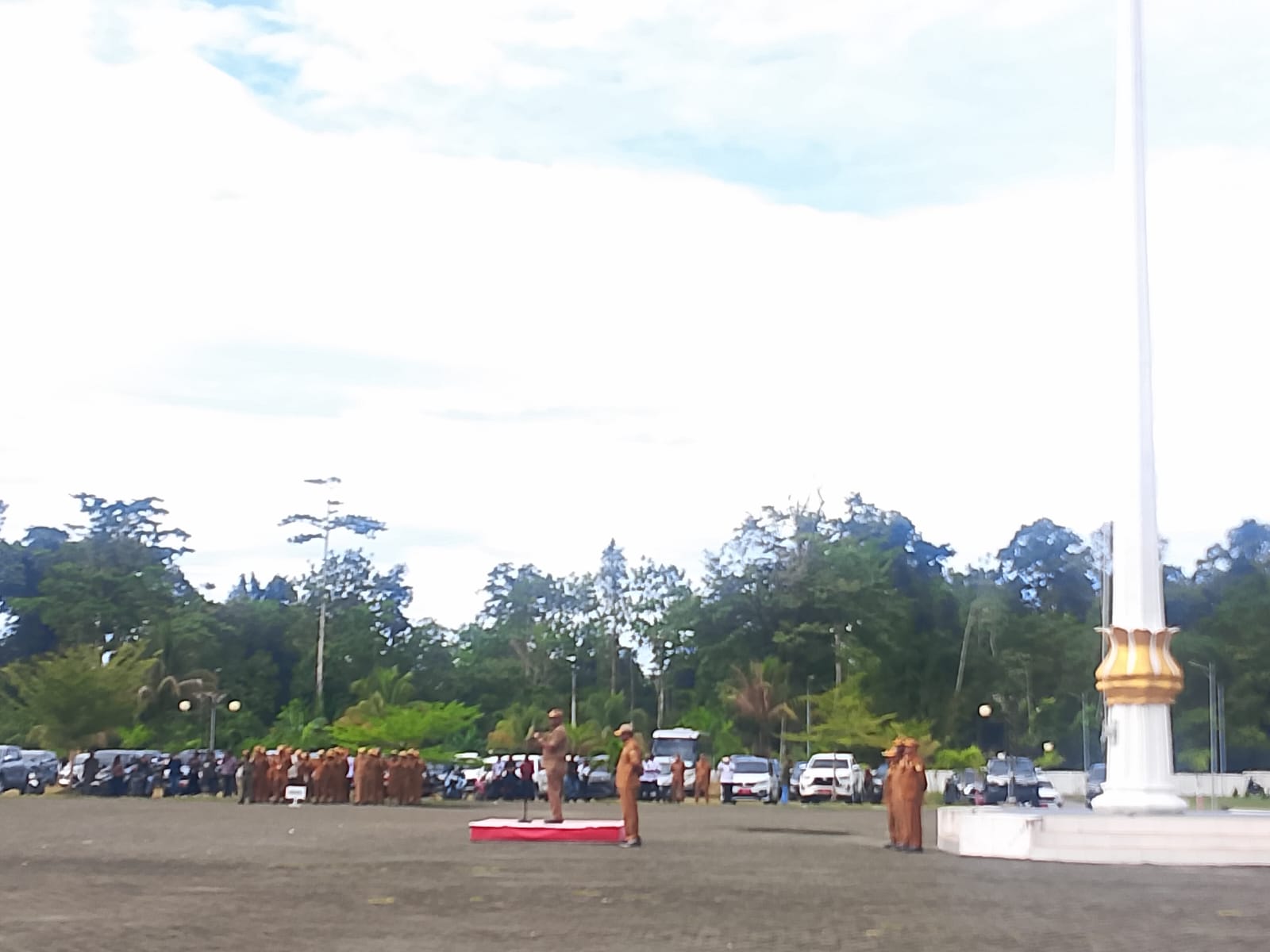 Bupati Mimika Tegaskan OPD Tak Boleh Bentuk “Blok-Blok” di Lingkungan Kerja
