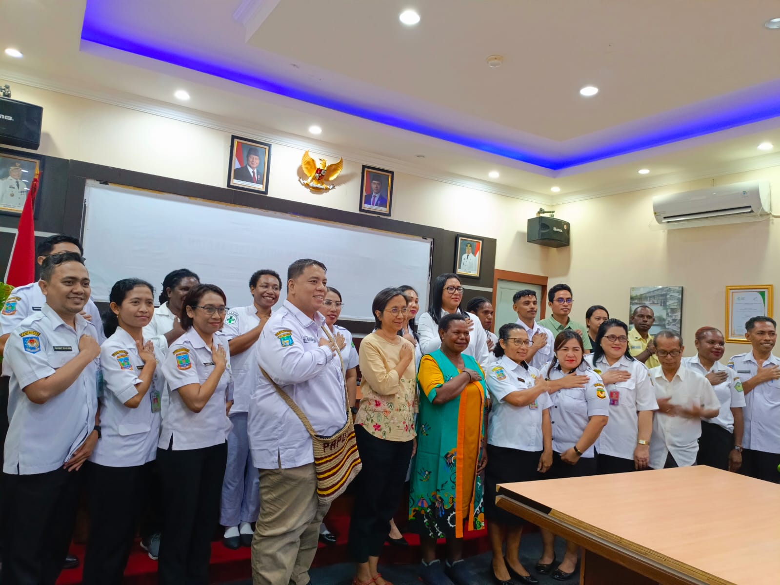 Persiapan Akreditasi, Nakes RSUD Elvrida Sara Nduga Magang di RSUD Mimika