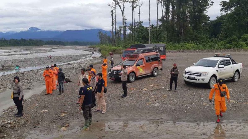 SAR Lanjutkan Pencarian Pendulang Hanyut di Kali Kabur