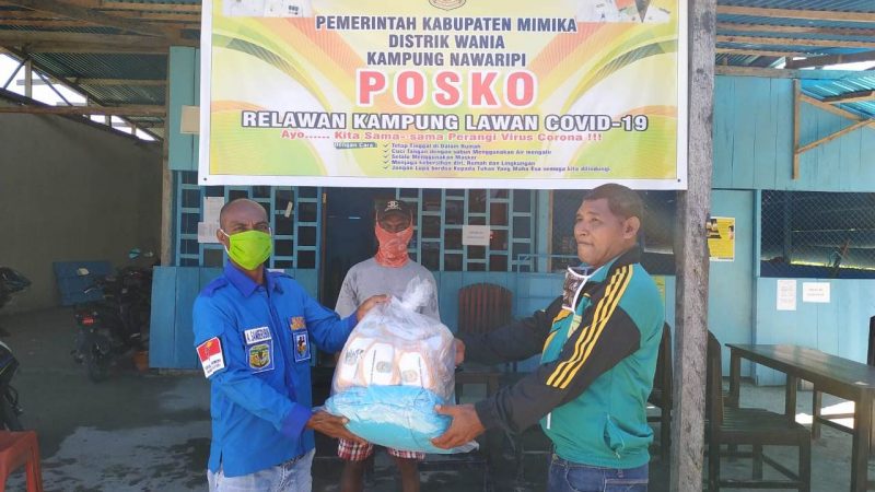 Kepala Kampung Nawaripi Apresiasi DPD KNPI Bantu Tim Relawan Covid-19