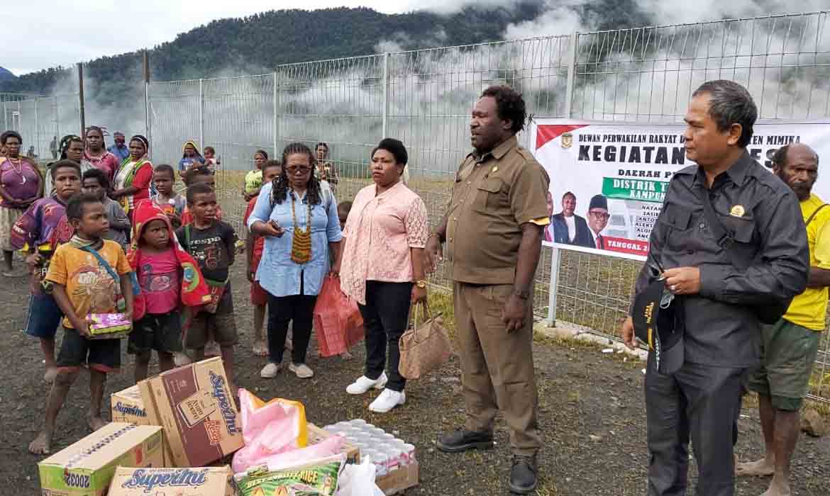 Reses Dewan ke Aroanop, Warga Berharap Bantuan Transportasi Udara