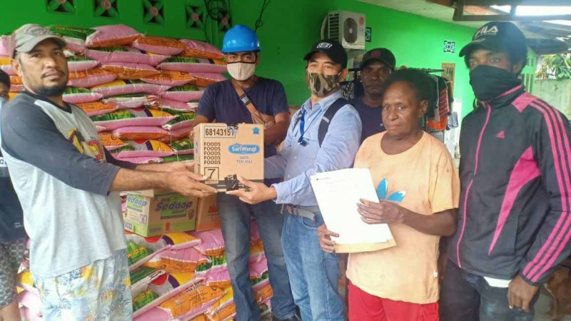 PTFI Salurkan Bantuan Bahan Makanan Tahap Ketiga di 9 Kampung