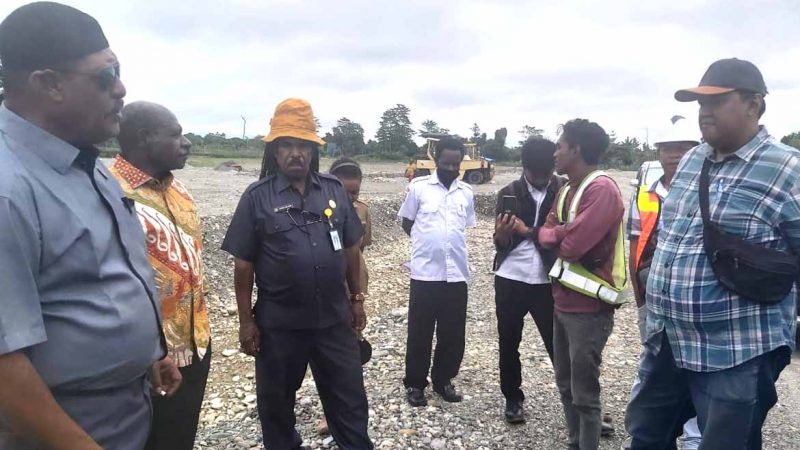 Komisi C Pantau Proyek Pengerjaan jalan, Tekankan Kontraktor Jangan Kerja Asal-asalan