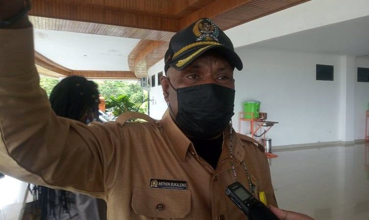 Anthon Bukaleng : Pengungsi Yang Sudah Kembali Harus Serius Penanganannya