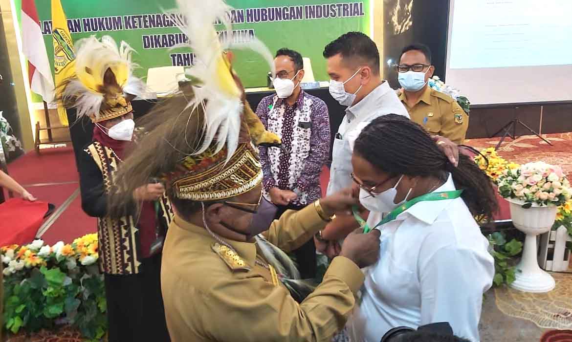 Disnaker Bangun BLK Latih Anak Mimika