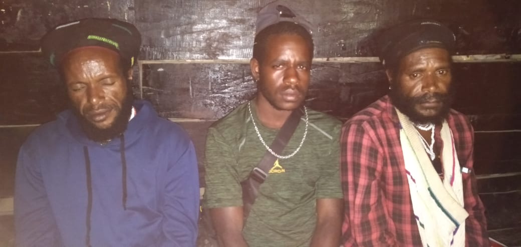 Tiga Teroris Anggota Lekagak Telenggen Menyerahkan Diri