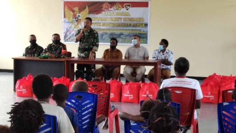 Cegah Gizi Buruk Kodim 1710-Mimika Gelar Baksos di Kampung Mawokauw