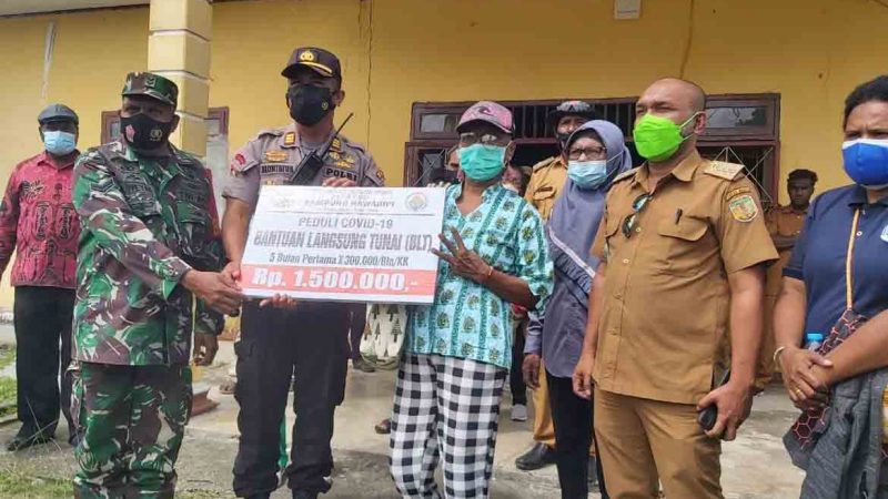 Kampung Nawaripi Salurkan dana BLT Kepada 259 Warga