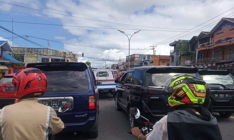 Pasca Pembukaan Media Jalan Yos Sudarso, Dishub Harus Pantau Ruas Jalan Lain Yang Masih Macet