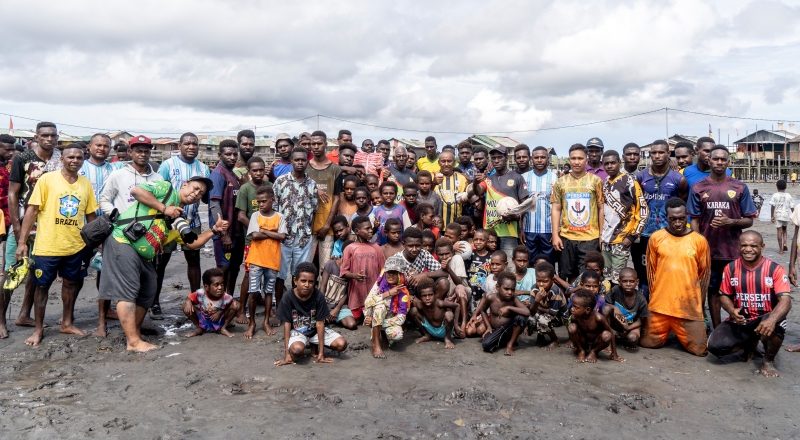 Persemi Allstar Hadiri Penutupan Turnamen  Sepakbola HUT RI ke 76 di Pulau Karaka