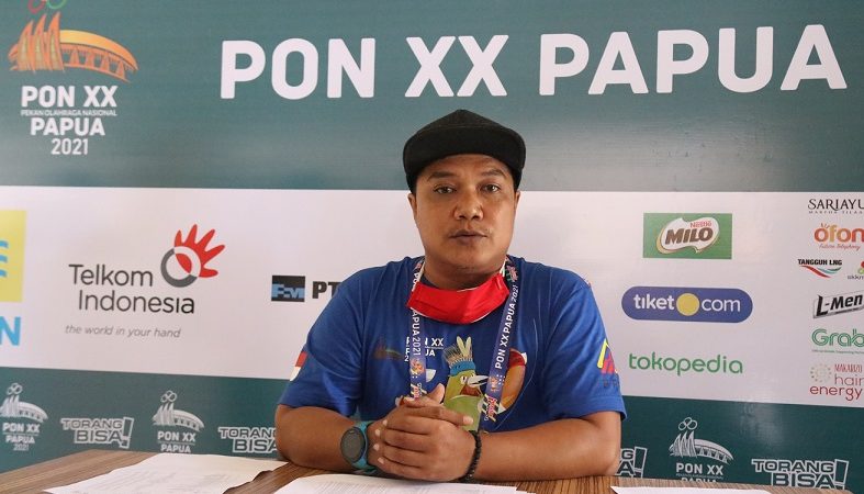 Abas dan Nesthy Sumbang Medali Emas Untuk Papua Cabang Panjat Tebing