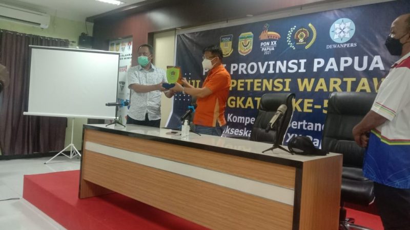 Ketua Harian Sub PB PON XX Mimika Buka UKW Tingkat Muda Timika