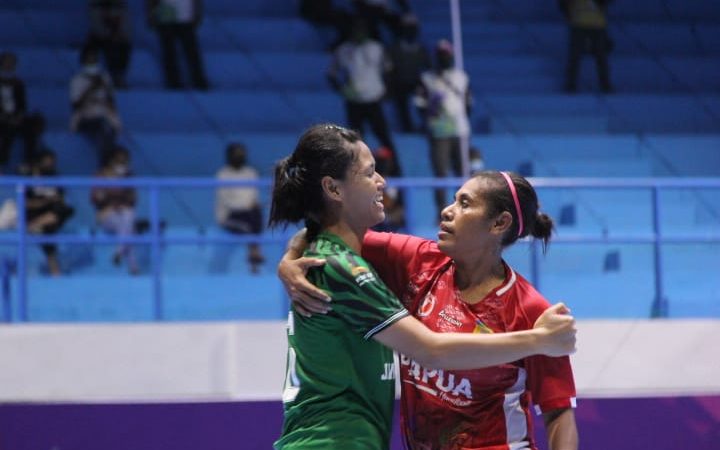 Tim Bola Tangan Putri Papua Kalah Tipis dari Jatim