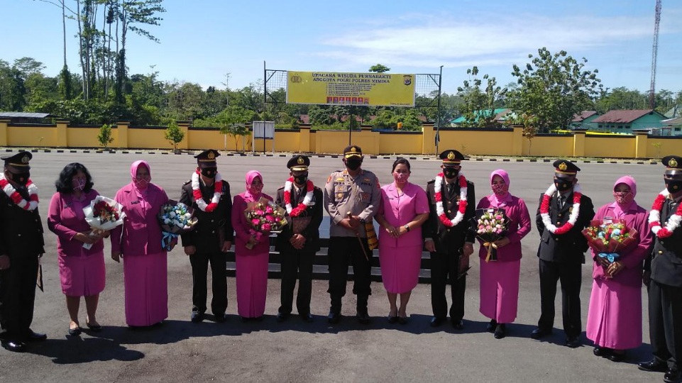 Polres Mimika Gelar Acara Wisudawan Purnabhakti Anggota Polri
