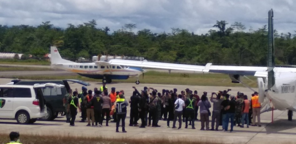 Delapan Jenazah Korban Pembantaian KKB di Beoga Berhasil Dievakuasi ke Timika