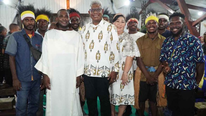 Wabup John Rettob: Bangga Dua Putra Mimika Wee Jadi Pelayan Tuhan