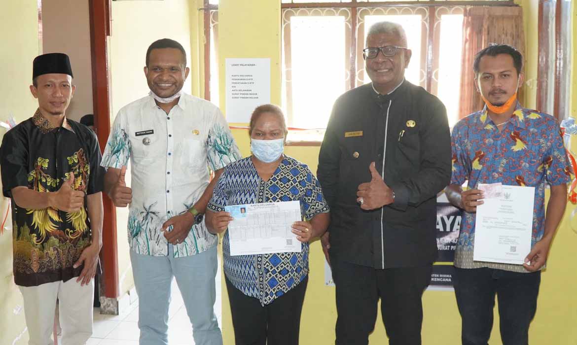 Distrik Kuala Kencana Luncurkan Layanan Adminduk