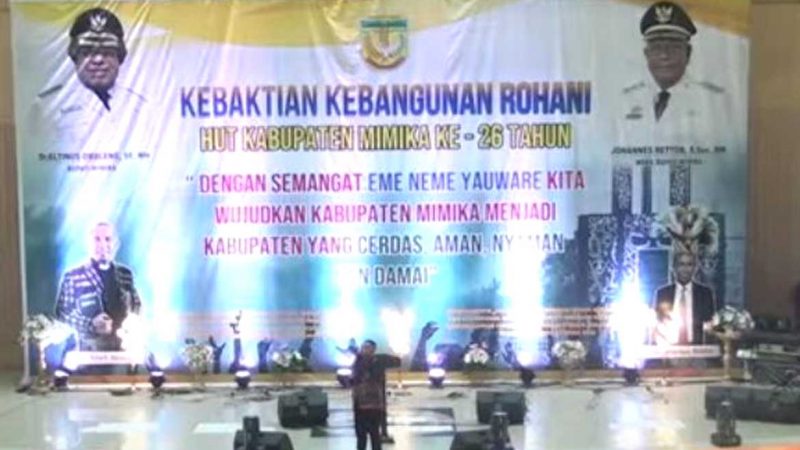 KKR Peringatan HUT Mimika ke-26 : Kita mempunyai kerinduan yang sama yaitu Papua diberkati
