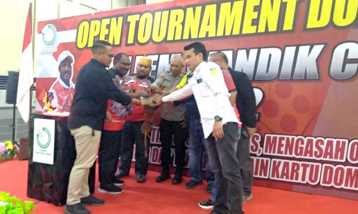 Open Tournament Domino Willem Wandik Cup 2022 Diikuti Ratusan Peserta