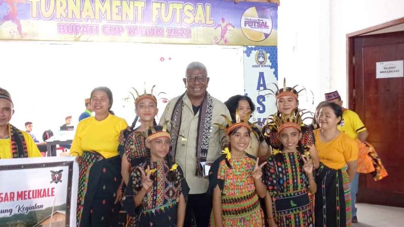 Liang Bua Juarai Turnamen Komodo Cup 1, Plt Bupati Mimika Ajak Warga Manggarai NTT Bergandengan Tangan Membangun Mimika