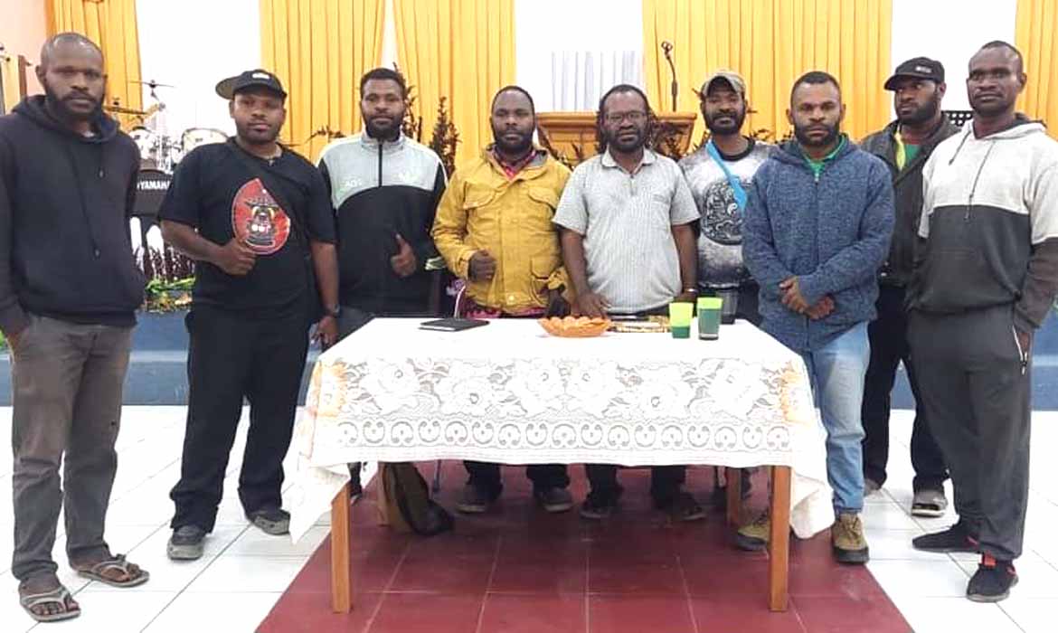 Tim Relawan Paniai-ANI: Masyarakat Harus Terlibat Berantas Miras di Paniai