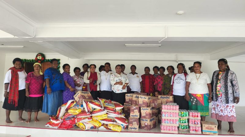 Gelar Reses Di Gereja Marthen Luther Mile 32, Ancelina Beanal : Bantuan Demi Meringankan Beban Warga