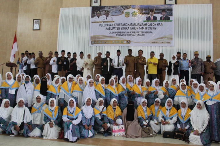 Pemkab Mimika Lepas 182 Jamaah Calon Haji Tahun 2023