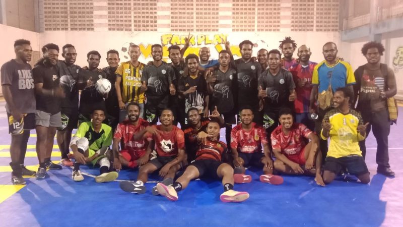 Gelar Laga Persahabatan Futsal Offisial FKM vs IMAPEN di Gorontalo Demi Pererat Silaturahmi