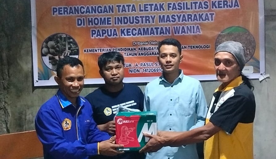 Dosen STKIP Hermon-Timika Laksanakan Kegiatan PMP dengan Mitra di Distrik Wania