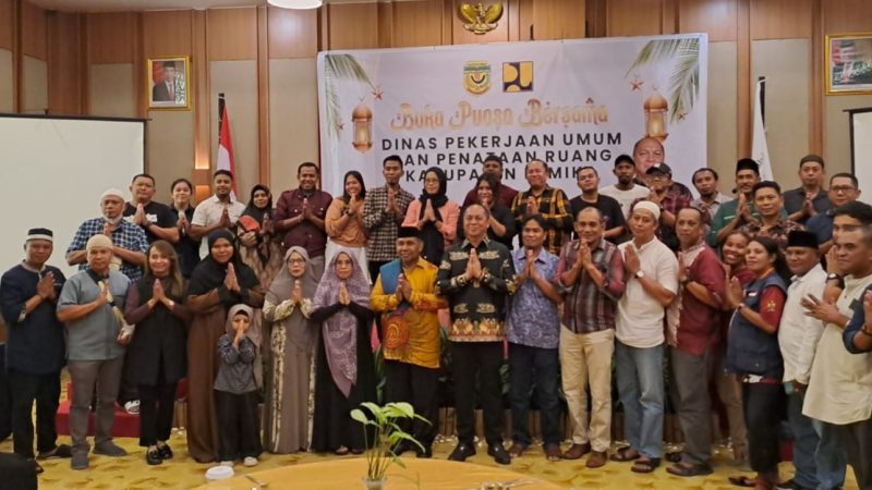 Kadis PUPR Mimika Gelar Bukber Dengan Wartawan se- Mimika