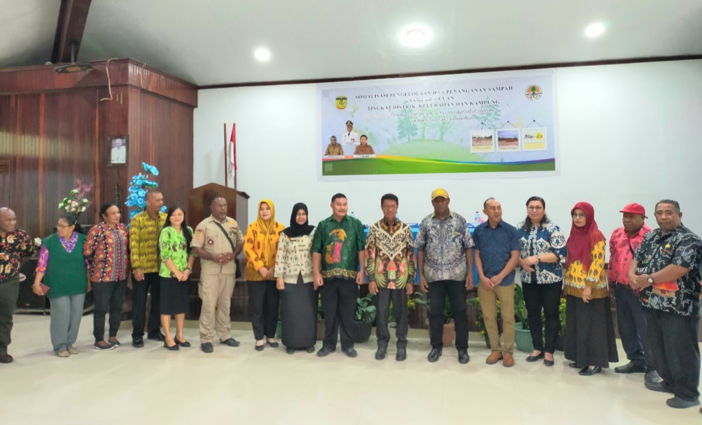 DLH Mimika Gelar Sosialisasi Pengelolaan Penanganan Sampah Tingkat Distrik