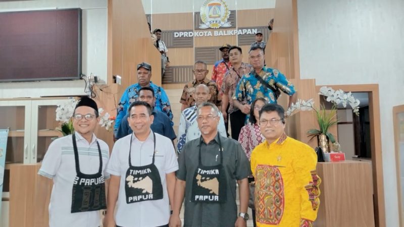 Studi Banding ke Balikpapan, Bapemperda Mimika Jajaki Perda Penanganan Sampah dan Tata Ruang
