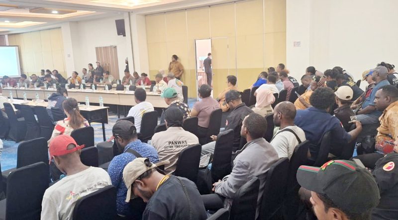 Jelang Pilkada, KPU Mimika Gelar Simulasi Pemungutan dan Penghitungan Suara