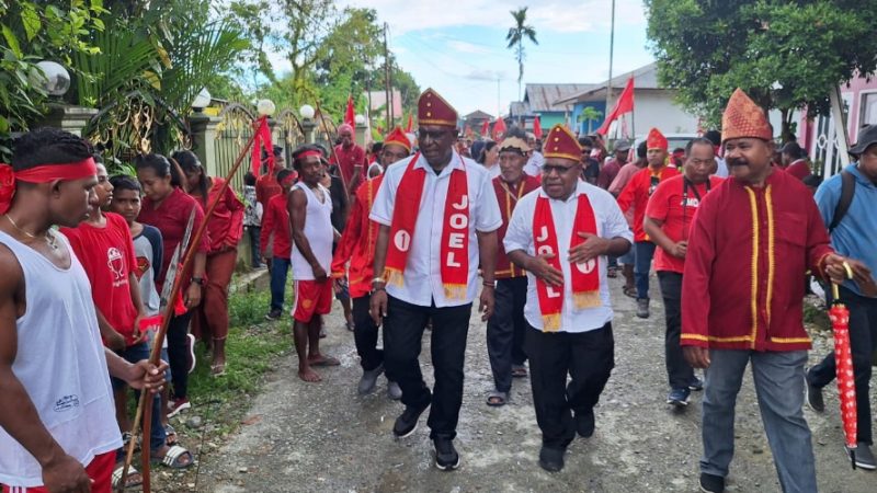 Emanuel Kemong Diangkat jadi Anak Adat Ohoi Ngefuit, Pastikan JOEL 100 Persen