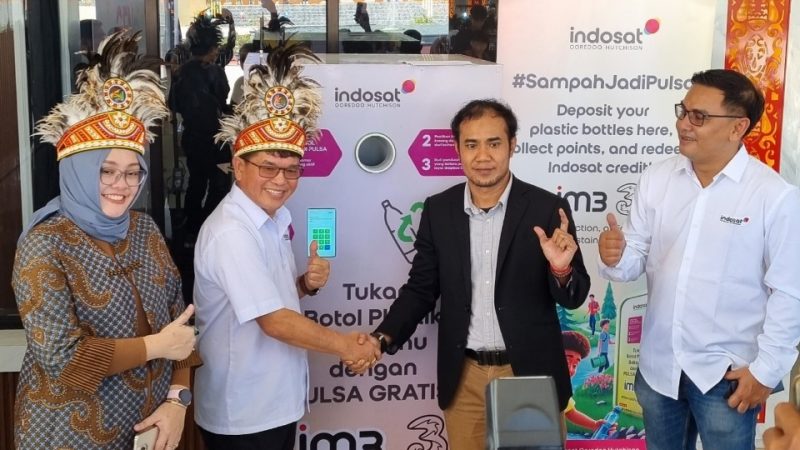 Indosat Hadirkan Inisiatif ‘Sampah Jadi Pulsa’ di Universitas Pendidikan Muhammadiyah Sorong