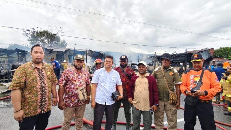 Tinjau Lokasi Kebakaran, DPRD Mimika Desak Pemerintah Tingkatkan Poin Poin Ini 