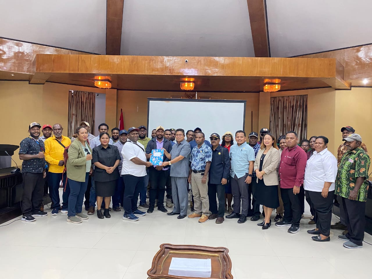 RDP Dengan DPR, Berikut Beberapa Poin Penyampaian HAPAK Terkait Pembangunan Pabrik Semen dan Keramik di Timika 