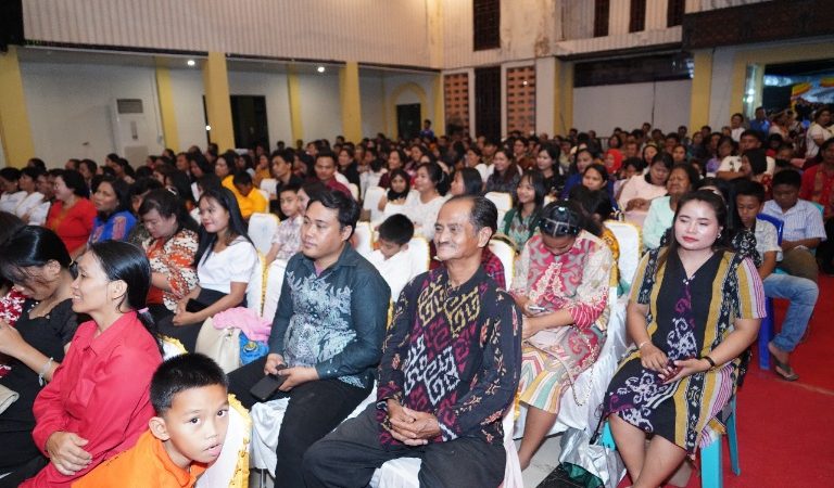 Ribuan Warga IKT di Mimika Hadiri Perayaan Natal 2024 dan Tahun Baru 2025