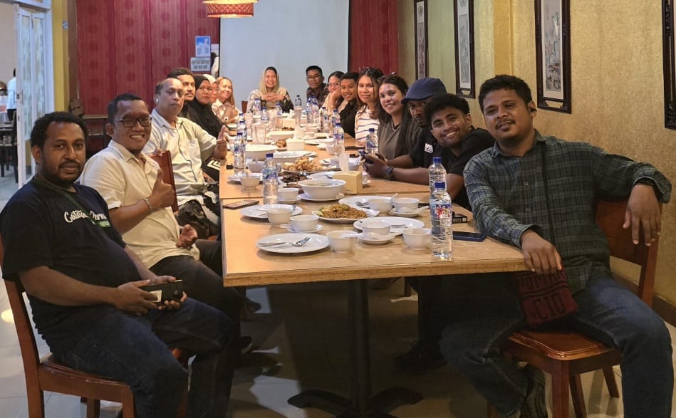 Srikandi Demokrat, Dessy Putrika Rante Silaturahmi Dengan Wartawan 