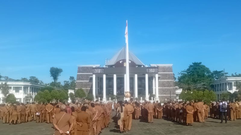 Bupati Jhon Rettob : Pimpinan OPD Harus Berlaku Adil kepada Bawahan, Jangan Ada Pilih Kasih