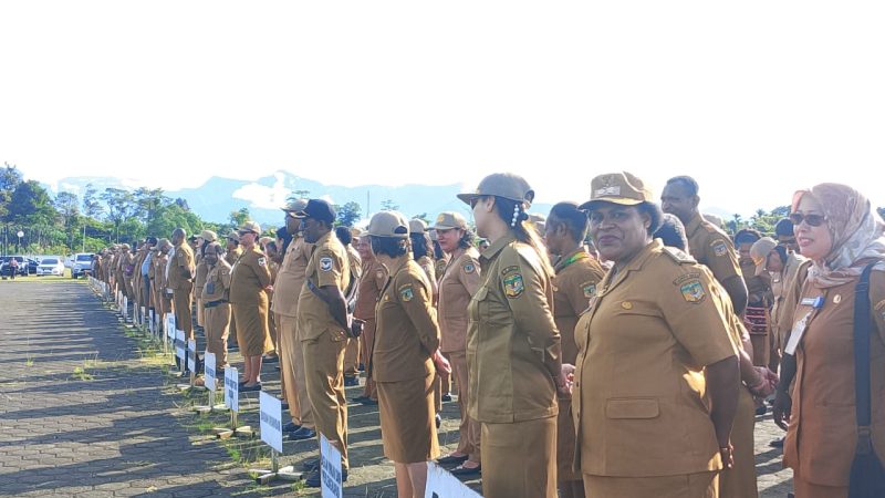 Pimpin Apel Pagi, Bupati Mimika Ingatkan Eksistensi Kekompakan ASN Sebagai Pelayan Masyarakat 