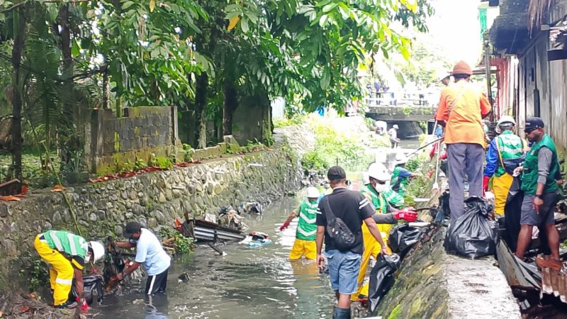 Menyambut Hari Lingkungan Hidup se-dunia, DLH Gandeng Freeport Gelar Aksi Bersih Kali