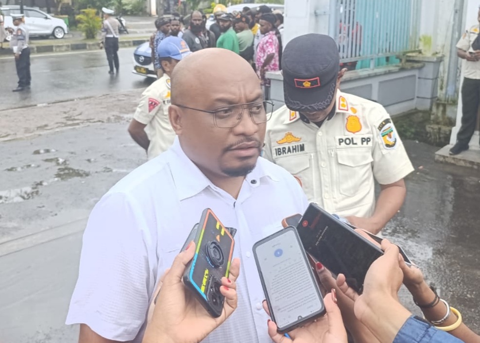 Pelatihan Anggota Dalmas Berakhir, Ronny Marjen: Satpol-PP Harus Punya Kompetensi Dasar 
