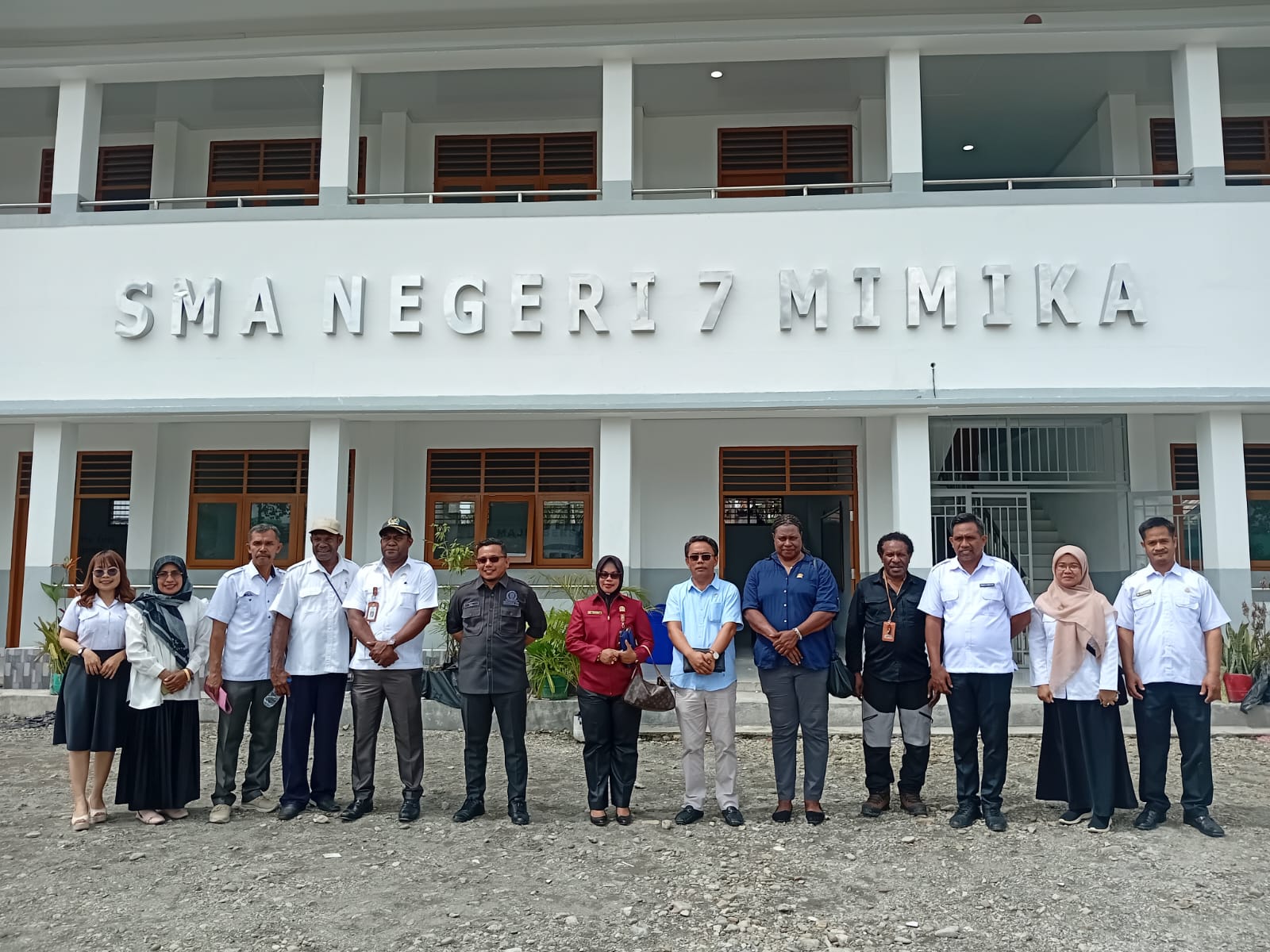 Kunker ke- SMA Negeri 7,Komisi III DPRK Mimika Tegaskan Kualitas dan Kuantias Harus Berjalan Seimbang