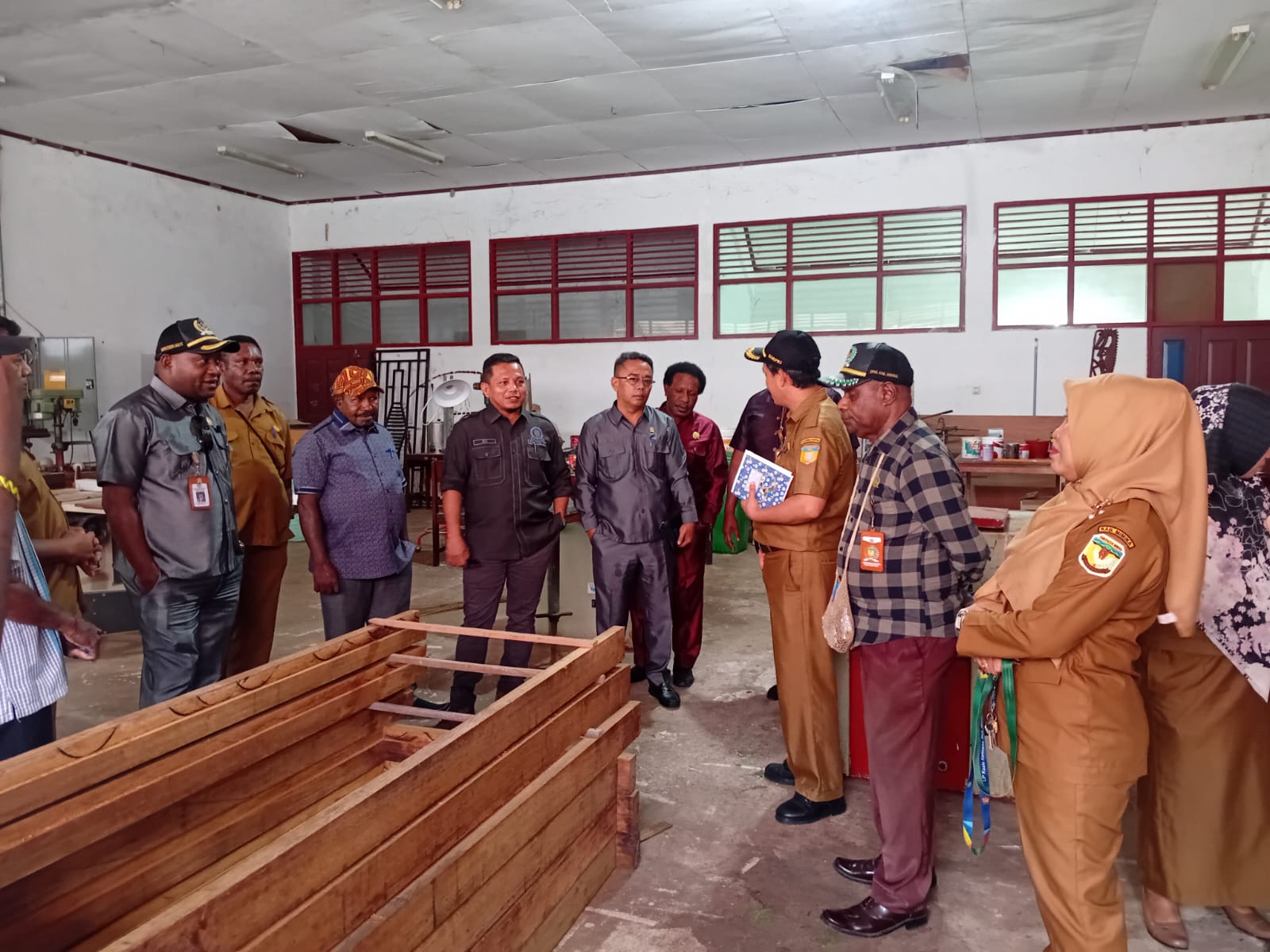 Komisi III DPRK Mimika : Pemerintah Harus Jembatani Lulusan SMK Dengan Pelaku Industri 