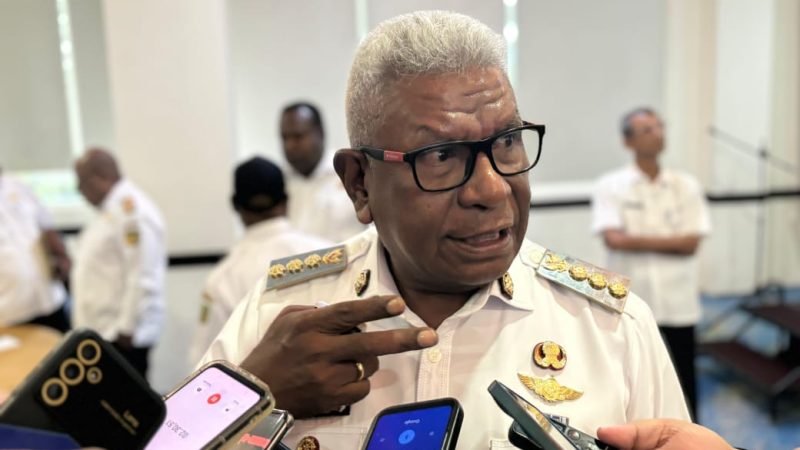 Bupati Mimika Himbau Warga Ikut Upacara, Jadwal Ibadah Minggu Dimajukan